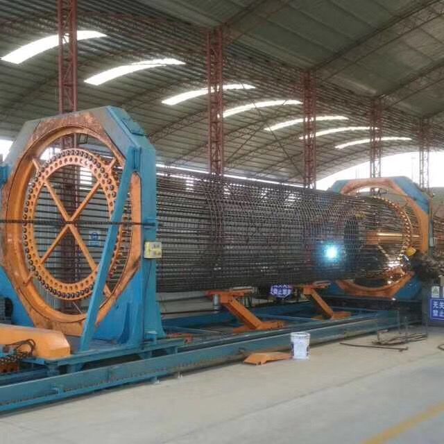 廠家(jiā)介紹數控鋼筋籠滾焊機的工作(zuò)原理(lǐ)及優勢特點